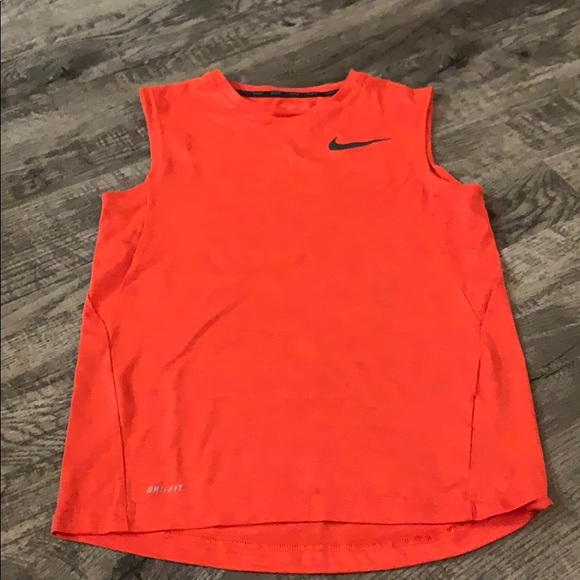Nike Other - Nike kids large muscle tank🦋